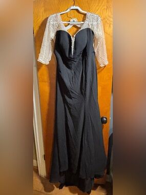 Black Evening Gown with Beaded Ivory Illusion Sleeves @Size Large